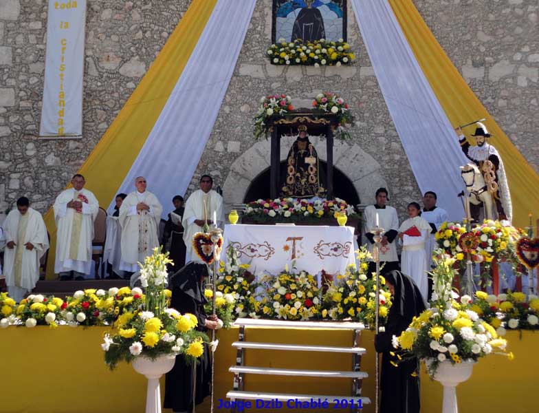 Santiago Apóstol visita a San Diego en Nunkiní